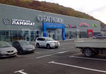 Магазин Manhattan, где можно купить верхнюю одежду в России