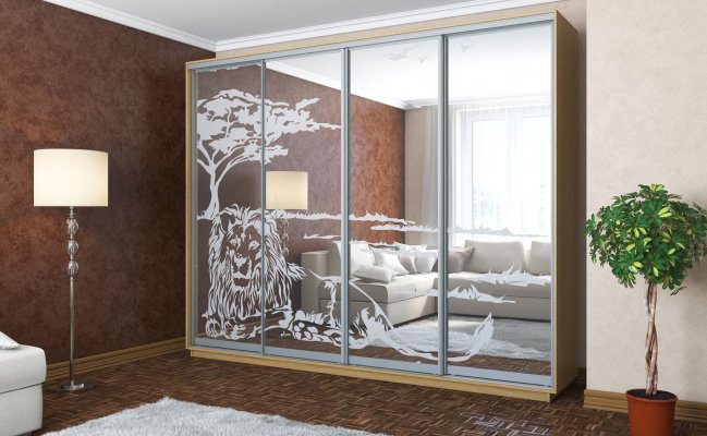 Шкаф с пескоструйным рисунком 