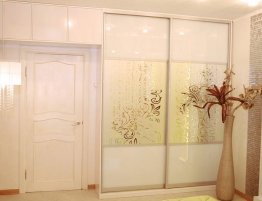 Продажа Встроенный шкаф-купе с зеркальными вставками в каталоге Купить Встроенный шкаф-купе с зеркальными вставками в каталоге