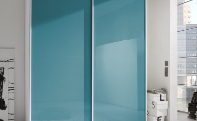 Шкаф двухстворчатый