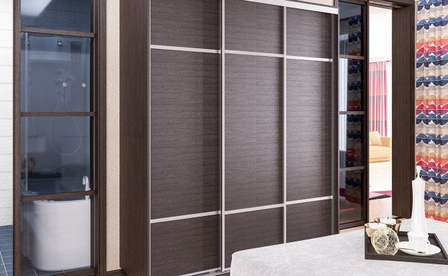 Трехдверный шкаф-купе