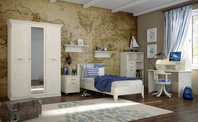 Шкаф трехстворчатый с зеркалом