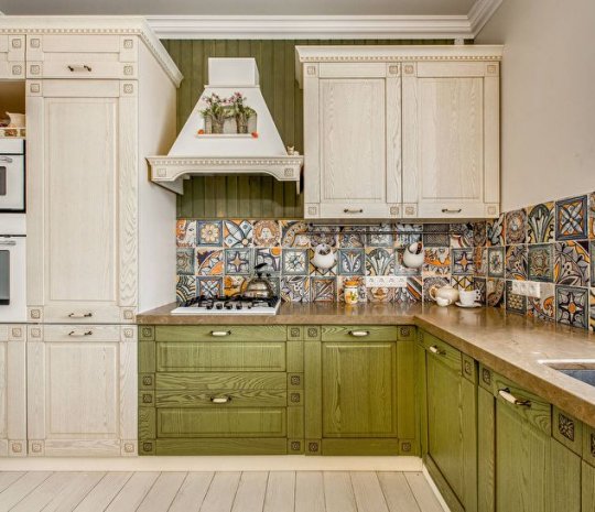 Зеленый цвет в интерьере кухни: выбираем оттенки для эффектного оформления