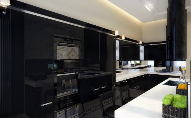 Глянцевая кухня с зеркальным фартуком