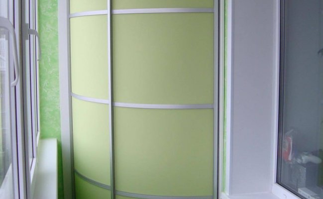 Шкаф-купе на лоджию