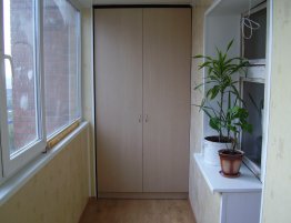 Продажа Встроенный распашной шкаф для утепленного балкона в каталоге Купить Встроенный распашной шкаф для утепленного балкона в каталоге