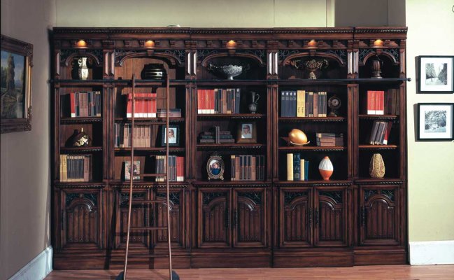 Ретро книжный шкаф