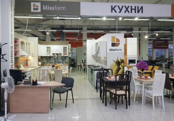 Магазин Blissform, где можно купить верхнюю одежду в России