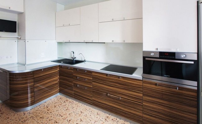 Кухня угловая зебрано