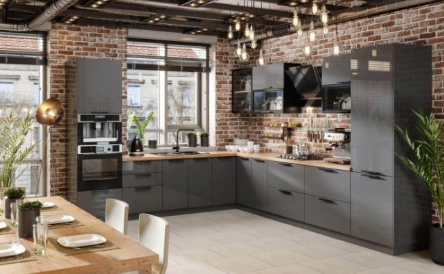 Угловая кухня темного цвета в стиле лофт 