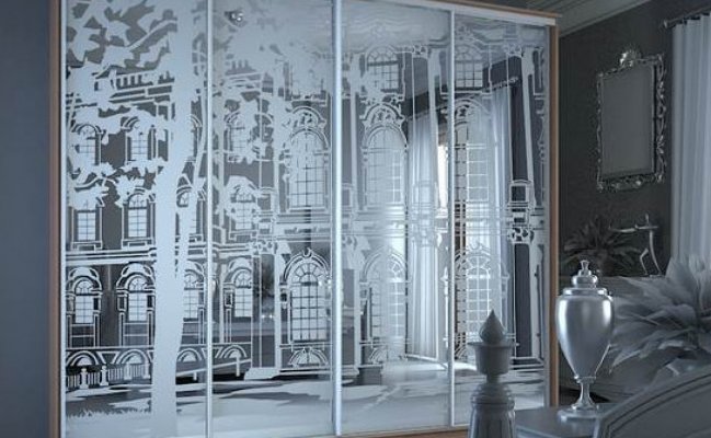 Шкаф-купе с пескоструйным рисунком