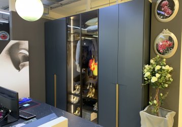 Магазин Dolce Interior, где можно купить верхнюю одежду в России