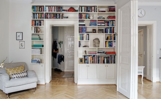 Шкаф для книг