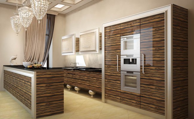 Большая кухня с островом и глянцевыми фасадами