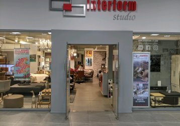 Магазин INTERFORM studio, где можно купить верхнюю одежду в России