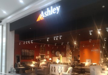Магазин Ashley, где можно купить верхнюю одежду в России