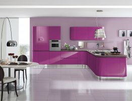 Купить Угловая кухня с сиреневыми фасадами в каталоге Угловые