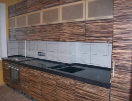 Продажа Небольшая прямая кухня, столешница камень в каталоге Купить Небольшая прямая кухня, столешница камень в каталоге