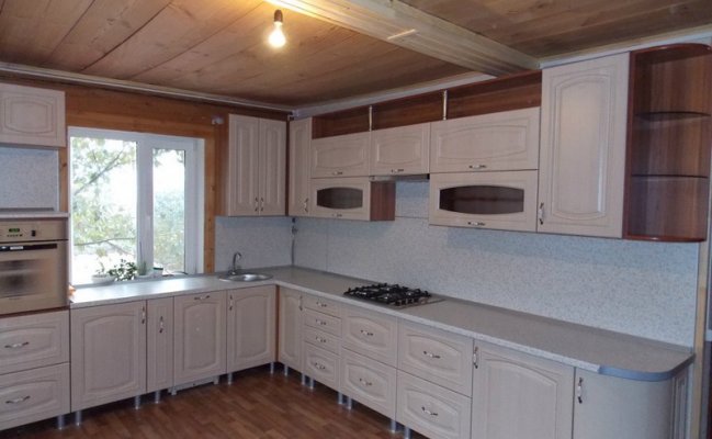 Кухня классика в ретро стиле