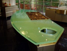 Купить Кухня со стеклянной столешницей на острове в каталоге По фактуре