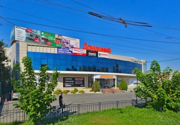 Магазин MOON TRADE, где можно купить верхнюю одежду в России