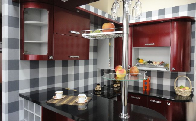 Кухня для небольшого помещения п-образная