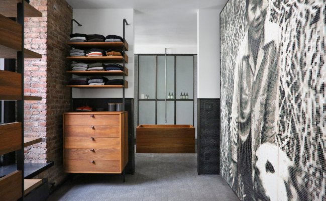 Открытый шкаф для гардеробной