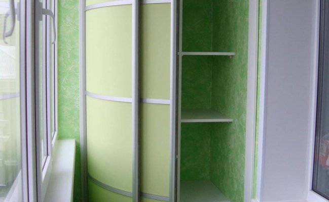 Шкаф-купе на лоджию