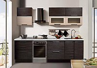 Небольшая узкая кухня с фасадами венге