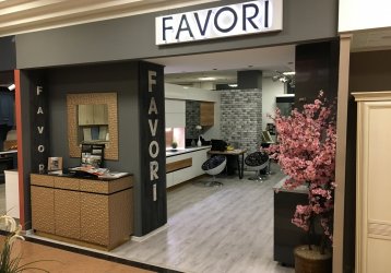 Магазин Favori, где можно купить верхнюю одежду в России