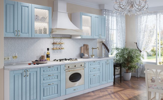 Небольшая прямая кухня с деревянными фасадами в голубом цвете
