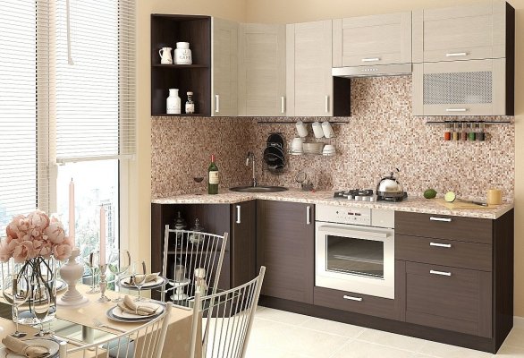 Угловая кухня с фартуком выложенным плиткой