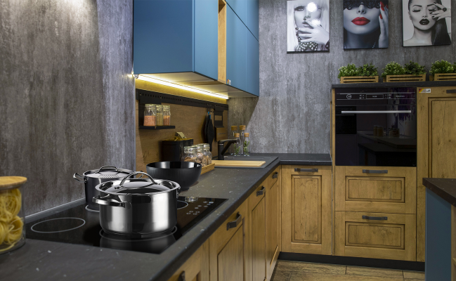 Угловая кухня цвета морской волны с островом