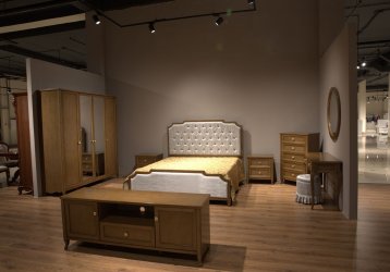 Магазин M&K Furniture, где можно купить верхнюю одежду в России