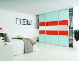Продажа Встроенный шкаф-купе с красной полосой на фасаде в каталоге Купить Встроенный шкаф-купе с красной полосой на фасаде в каталоге