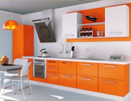 Купить Прямая кухня с оранжевыми фасадами и открытыми полками в каталоге Из пвх