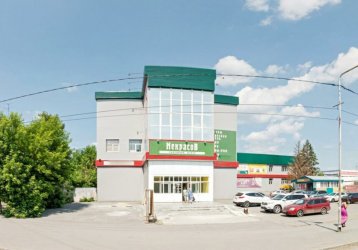 Магазин Decor, где можно купить верхнюю одежду в России