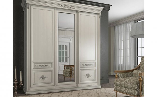 Белый шкаф купе