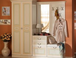 Купить Классический шкаф для прихожей в каталоге В коридор