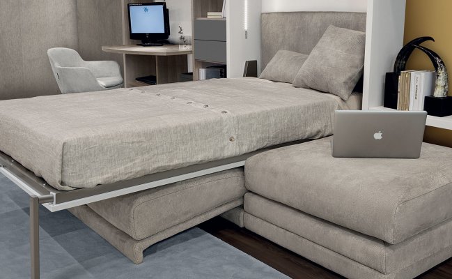 Шкаф-стенка с диваном и письменным столом