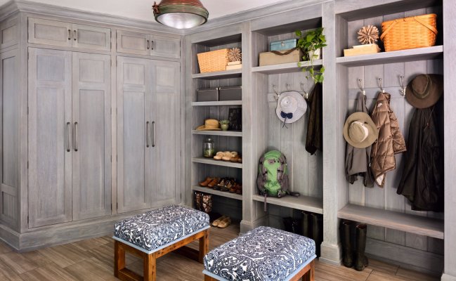 Шкаф для прихожей