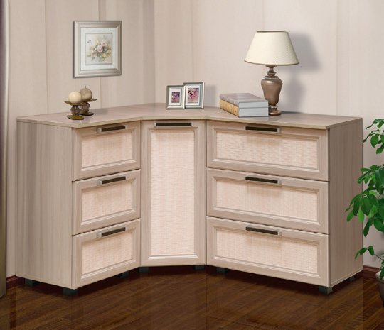 Большой угловой комод