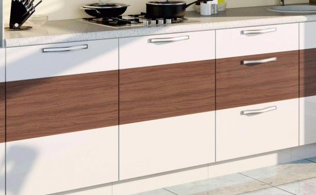 Модульная кухня в бело-коричневом цвете