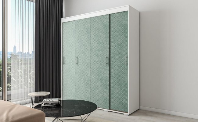 Четырехстворчатый шкаф-купе с фасадами из эко-кожи
